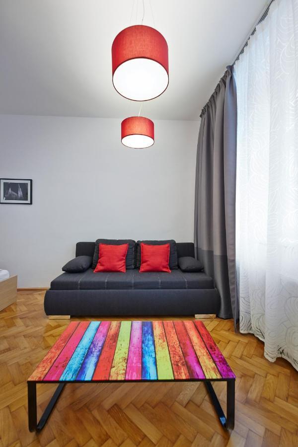Stadthalle - FamilyCityApartment Wien Exterior foto
